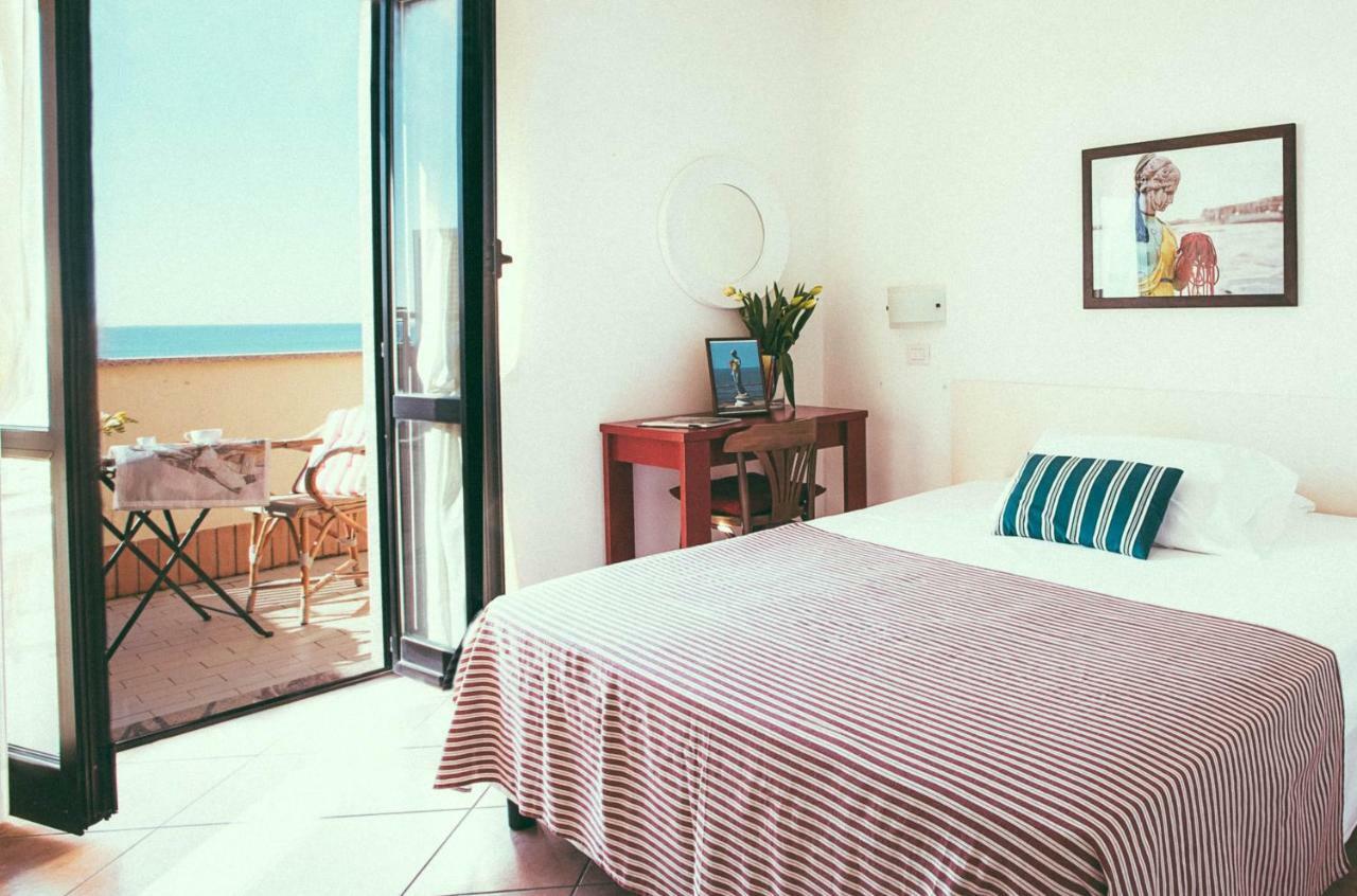 Hotel Sirenetta Lido di Ostia Exterior foto
