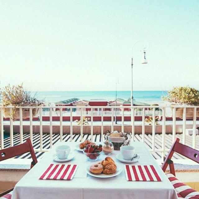 Hotel Sirenetta Lido di Ostia Exterior foto